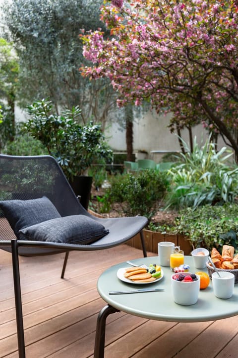 Oceania Paris Porte De Versailles Hotel in Issy-les-Moulineaux