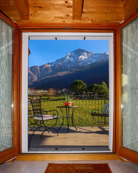 Spring, Day, Balcony/Terrace, Mountain view