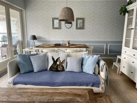 Balcony/Terrace, Living room