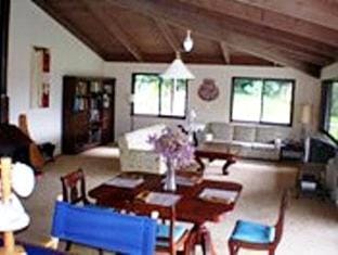 Waiotemarama Falls Lodge House in Northland