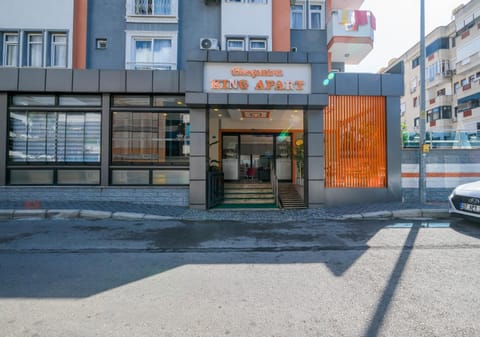 Property building, Location