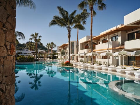 Property building, Swimming pool