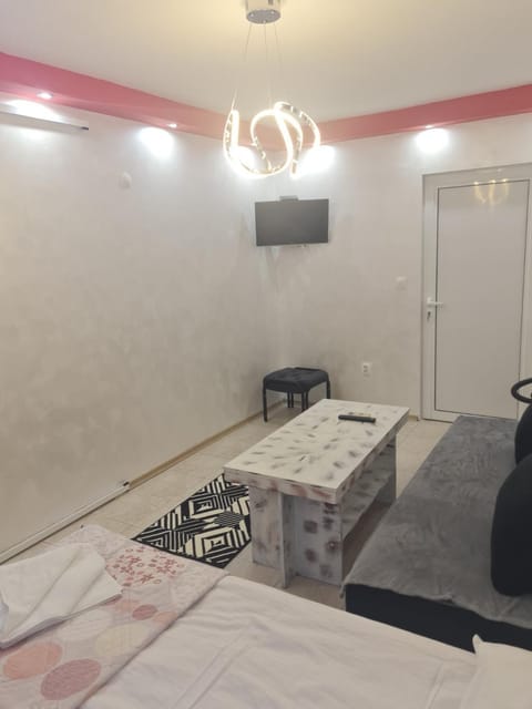 Day and Night Apartment in Veliko Tarnovo