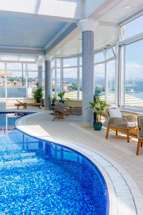 Spa and wellness centre/facilities, Swimming pool