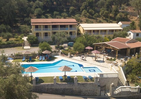 Property building, Restaurant/places to eat, Swimming pool