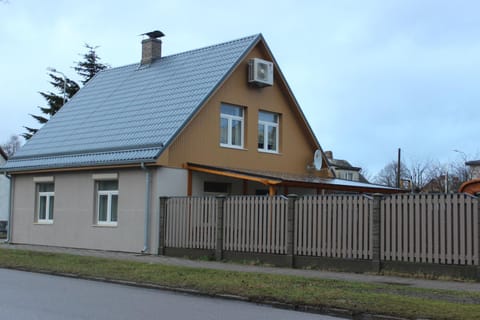 Facade/entrance, Street view