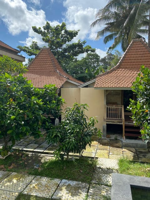 Property building, Garden view