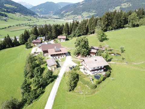 Neighbourhood, Natural landscape