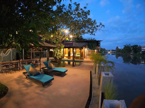 Natural landscape, River view, sunbed
