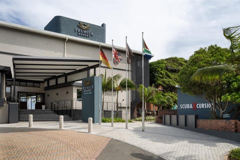 Property building, Facade/entrance