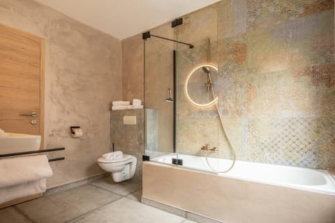 Mara's Little Boutique Sleepover - Budget Holiday Home Bed and Breakfast in Piesendorf