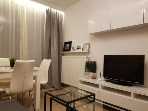TV and multimedia, Living room, Photo of the whole room