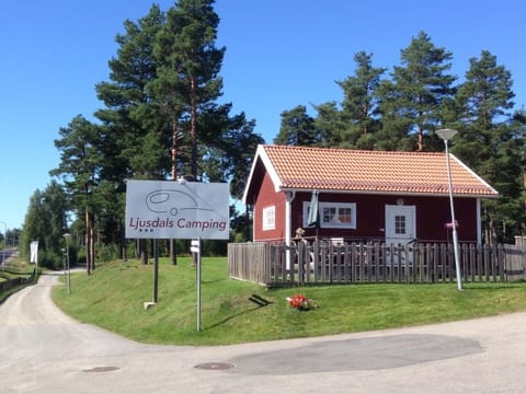 Facade/entrance, Property logo or sign
