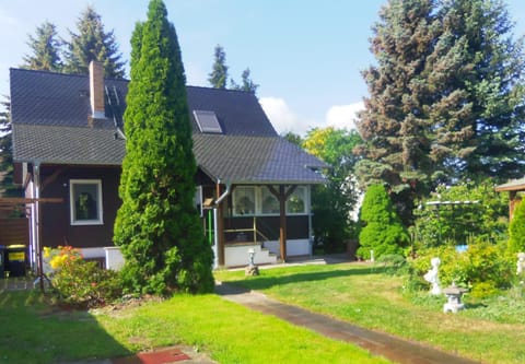 Patio, Facade/entrance, Garden view
