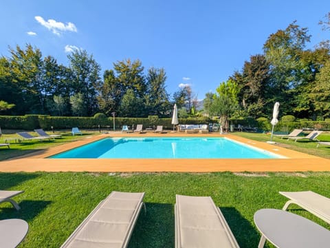 Spring, Garden, Garden view, Pool view, Swimming pool, Swimming pool, Open Air Bath, sunbed