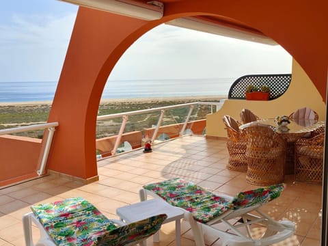 View (from property/room), Balcony/Terrace
