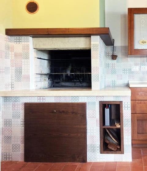 BBQ facilities, Kitchen or kitchenette, Dining area