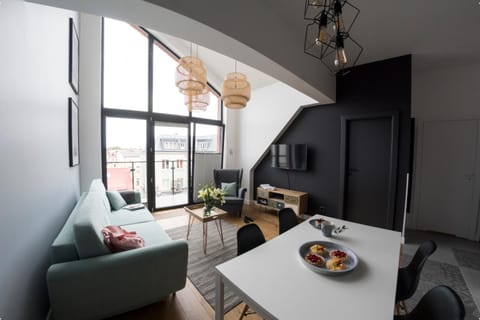 TV and multimedia, Balcony/Terrace, Living room, Dining area