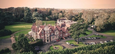 Bird's eye view, On site