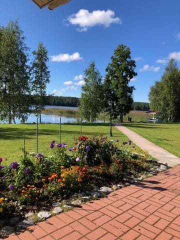 Wonderful cottage by the lake House in Uusimaa