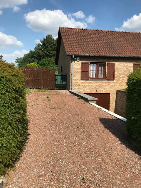 Le Valdine House in Wallonia, Belgium