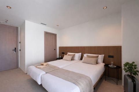 Hugo Beach Hotel & Apartments Hotel in Gandia