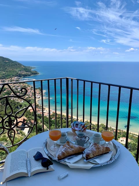 Residenza Porta di Mare Bed and Breakfast in Castellabate