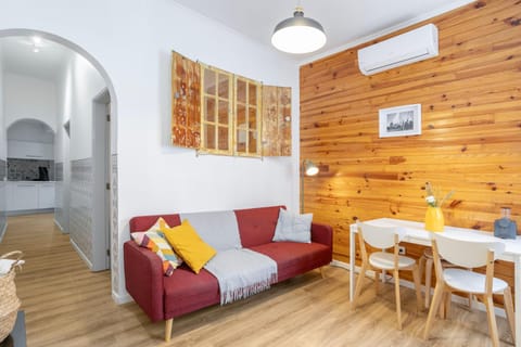TV and multimedia, Living room, air conditioner