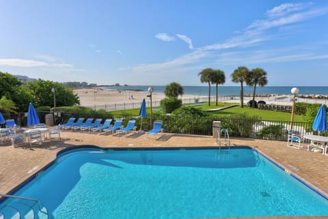 Property building, Pool view, Sea view, Swimming pool, Swimming pool