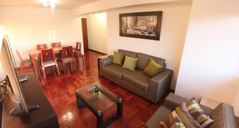 Communal lounge/ TV room