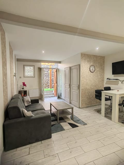 Appartement À Valence Apartment in Valence