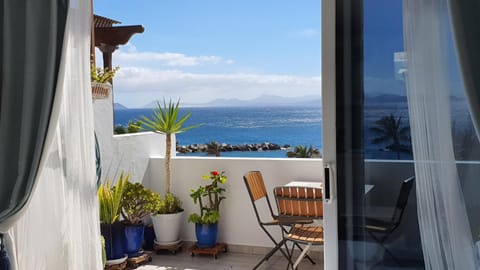 Natural landscape, Balcony/Terrace, Sea view
