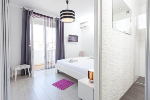 Bathroom, Bedroom
