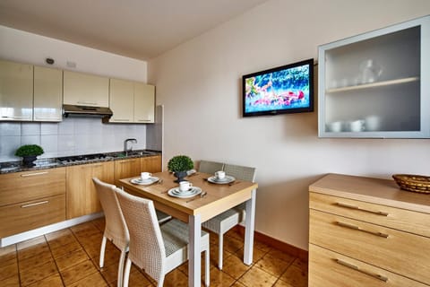 Dining area, Dining area