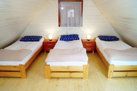 Bed, Other, Other, Other, Photo of the whole room, Seating area, Bedroom