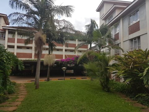 Day, Garden view