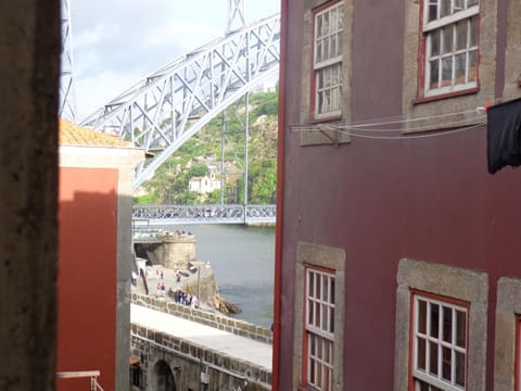 Facade/entrance, River view