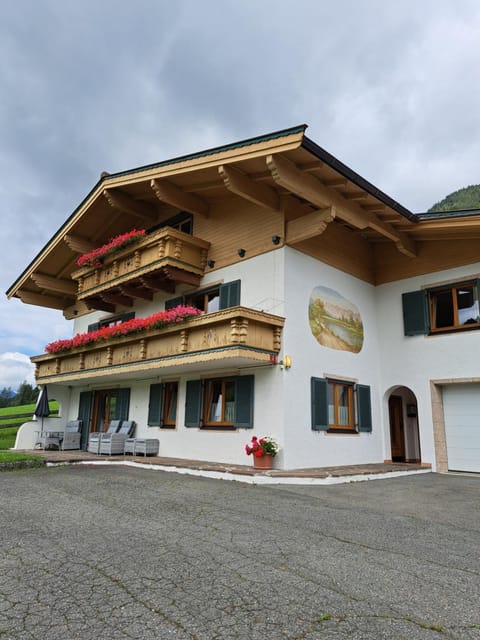 Ferienwohnungen am Lift 2 Apartment in Salzburgerland