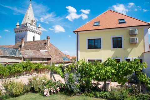 Garden, Landmark view