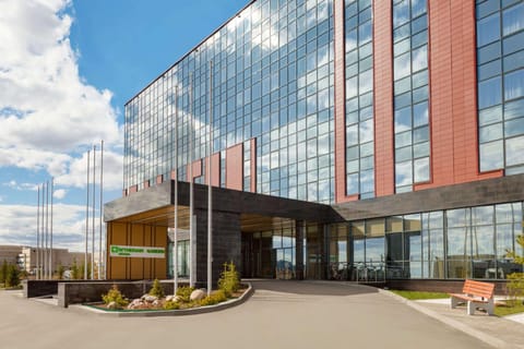Property building, On site