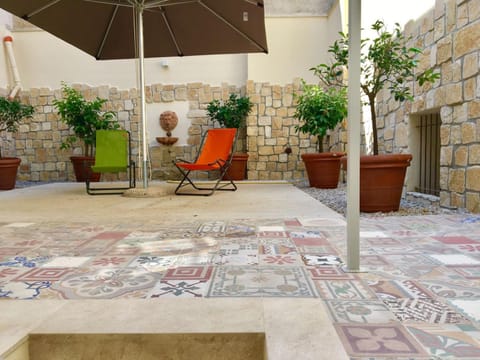 Inner courtyard view