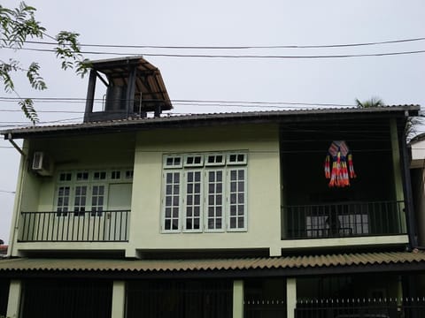 Property building, Day, On site