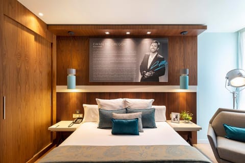 Bed, Decorative detail, Bedroom