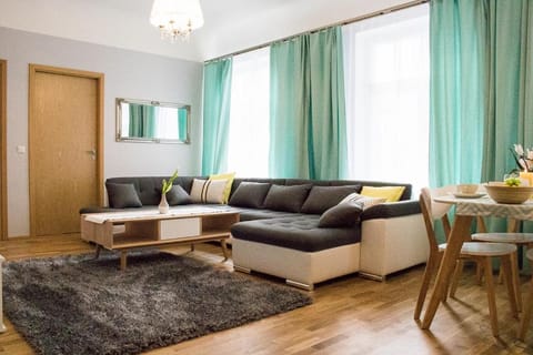 Bed, Living room, Seating area