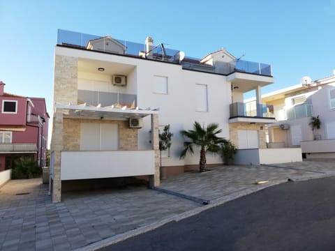 The Nikolic Suites - Villa Wögenstein Apartment in Šibenik-Knin County, Croatia