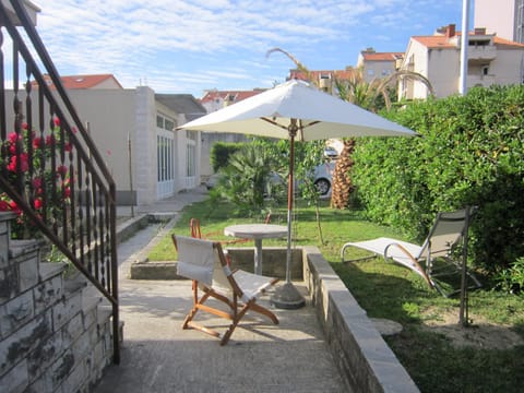 Patio, Garden, Seating area, sunbed