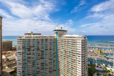 Signature Suites 11 Apartment in Honolulu