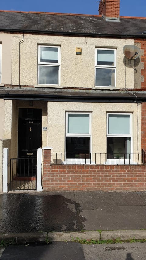 Titanic History Private Home House in Belfast