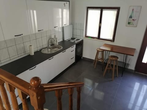 Apartments Bozo Apartment in Dubrovnik-Neretva County