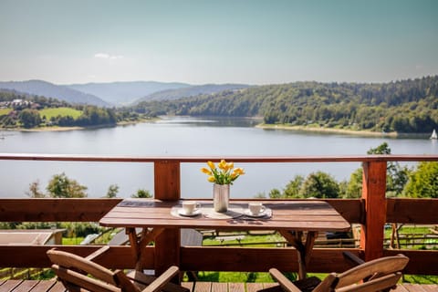 View (from property/room), Lake view, Mountain view